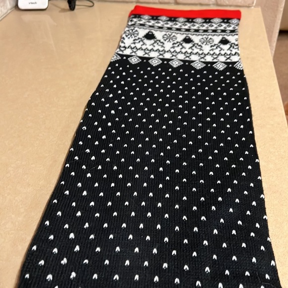 Holiday Scarf - Picture 4 of 4